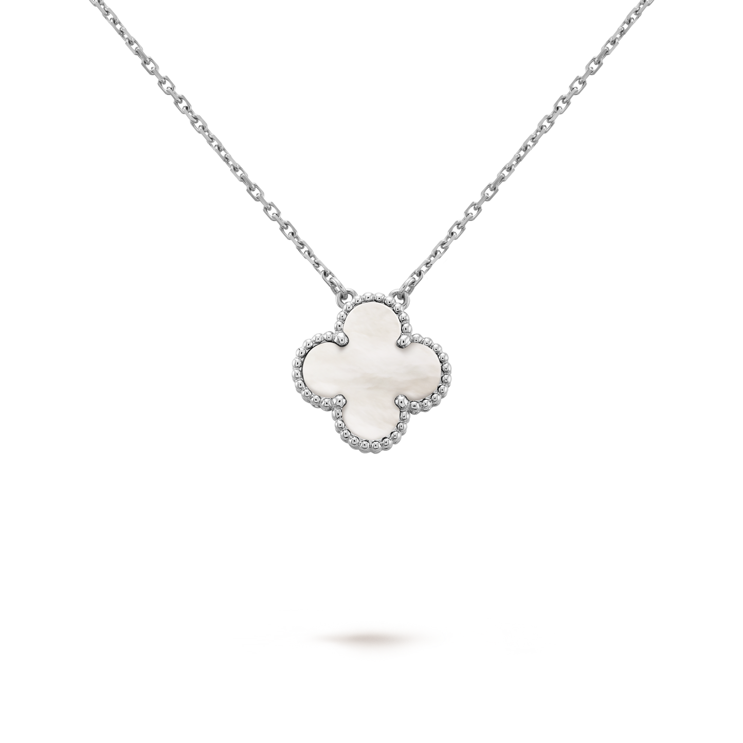 18K Pendant Clover Necklace