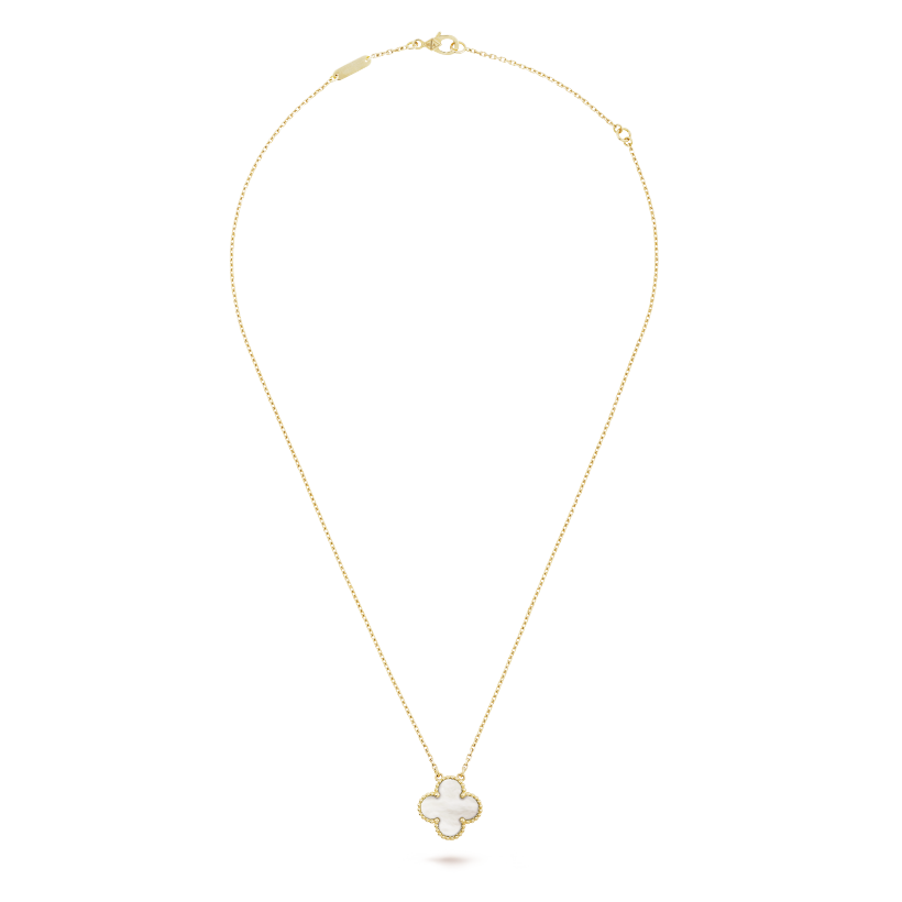 18K Pendant Clover Necklace