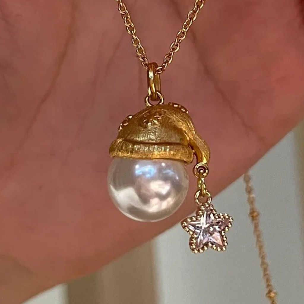 Santa Hat 10mm Pearl Pendant Necklace