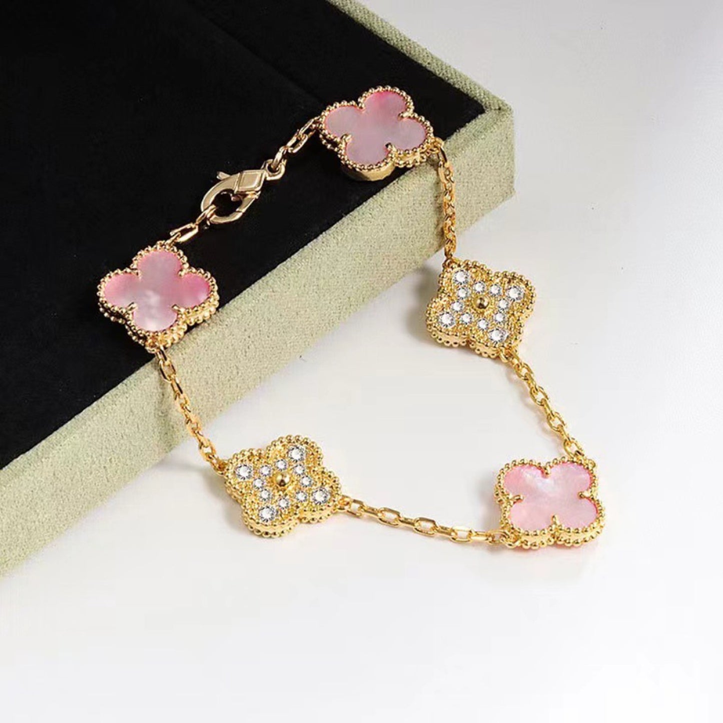 Vintage Clover Bracelet 5 Motifs for Woman