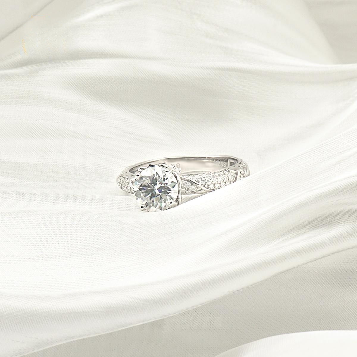 2ct Sparkling Four Prong Ring Band D Color VVS Synthetic Moissanite S925 Unisex Ring Anniversary Engagement Wedding Gifts for Men Women